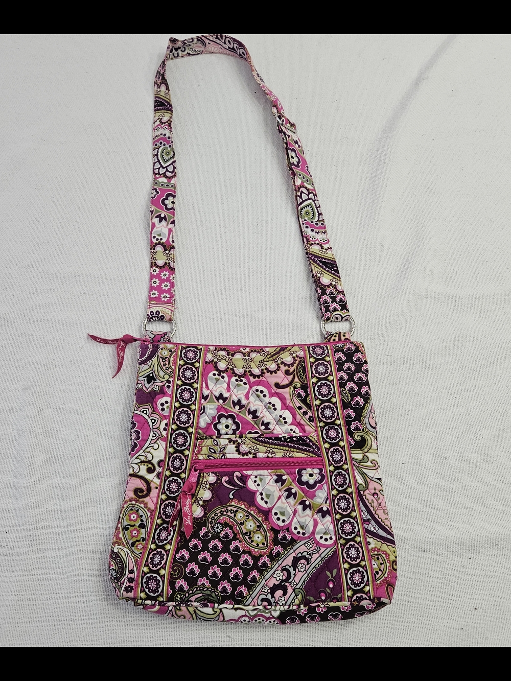 Vera Bradley Hipster Very Berry Paisley Pink Purple Crossbody Purse Shoulder Bag
